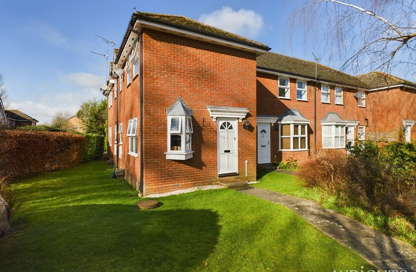 1 bedroom End Terraced House - Dunsters Mead, Welwyn Garden City