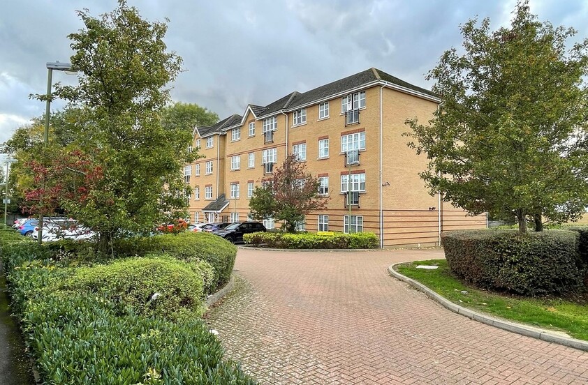 2 bedroom Apartment - Saxon House, Stevenage