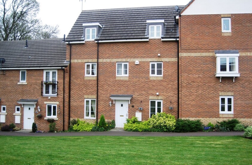 4 bedroom House - EDDINGTON CRESCENT, WELWYN GARDEN CITY