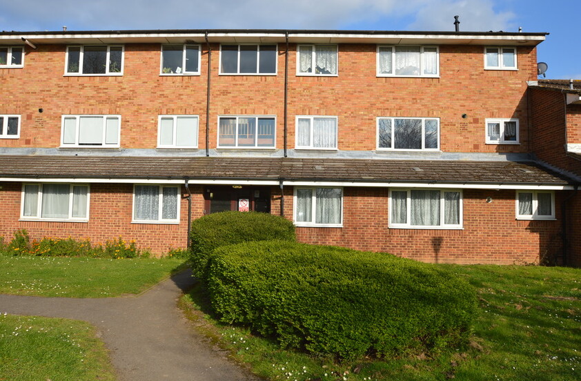 1 bedroom Apartment - RUSSETT HOUSE, WELWYN GARDEN CITY.