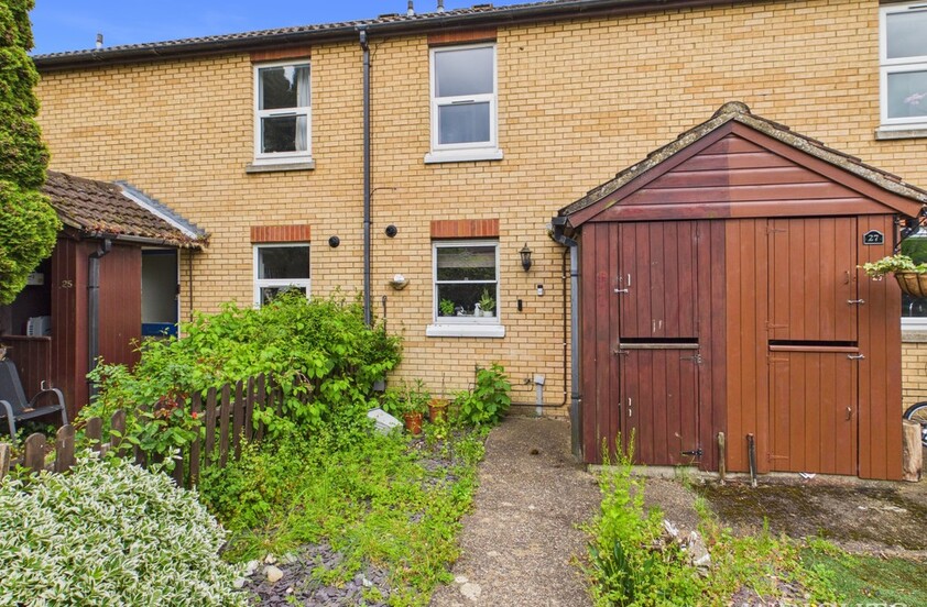 2 bedroom House - OAKTREE GARTH, WELWYN GARDEN CITY