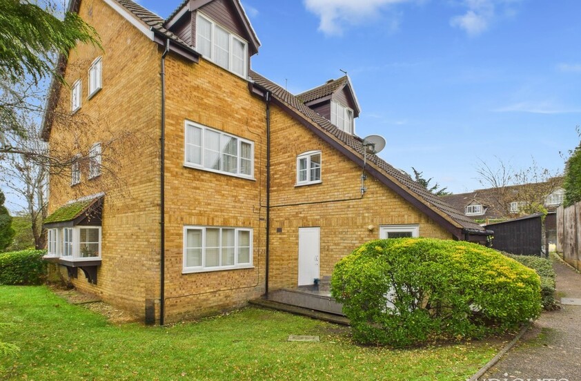 1 bedroom Duplex - Wadnall Way, Knebworth