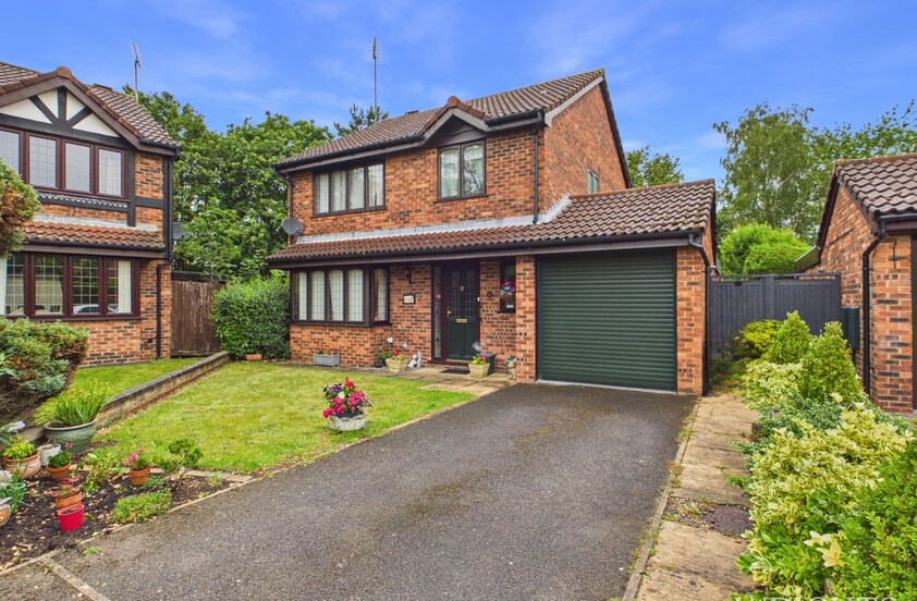 3 Bedroom Detached House in Witchford, Welwyn Garden City