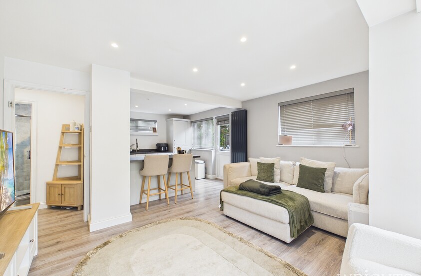 2 Bedroom Detached House in Cloverfield, Welwyn Garden City