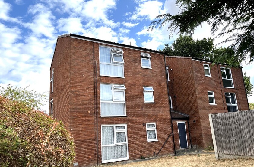 1 bedroom Flat - Hopton Road, Stevenage