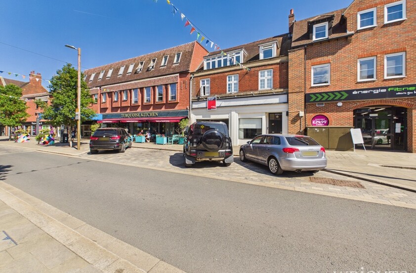 2 bedroom Apartment - Eastcheap, Letchworth Garden City