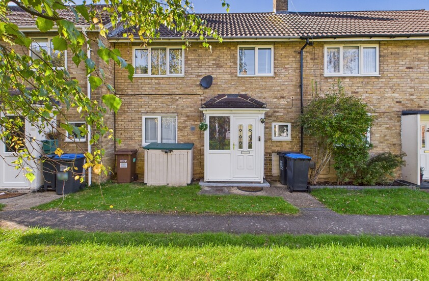 3 Bedroom Terraced House in Thistle Grove, Welwyn Garden City